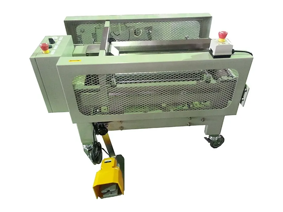BM-812S Semi-Automatic Case Former